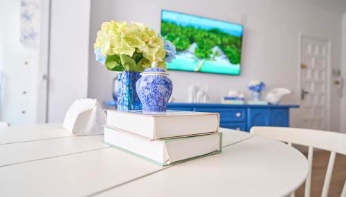 Beautiful NEW Apartment Near The Beach - Photo 3