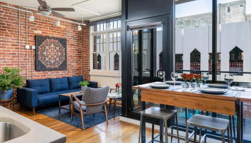 Bright Downtown Asheville Apt with Balcony, Walk Everywhere - Foto 3