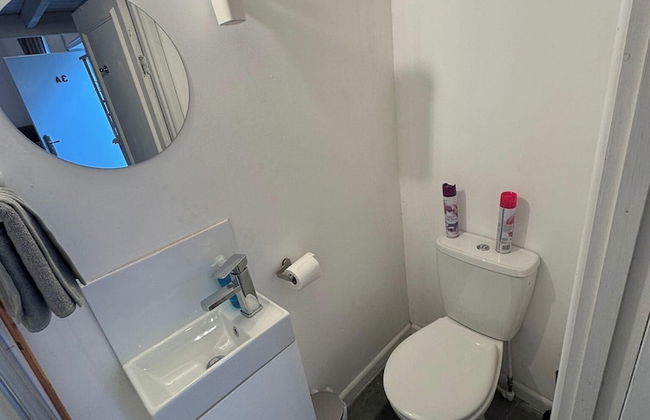 Entire Studio With 2 Extra Beds - Foto 7