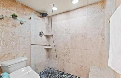 Spacious Preston Hollow Condo - Foto 21