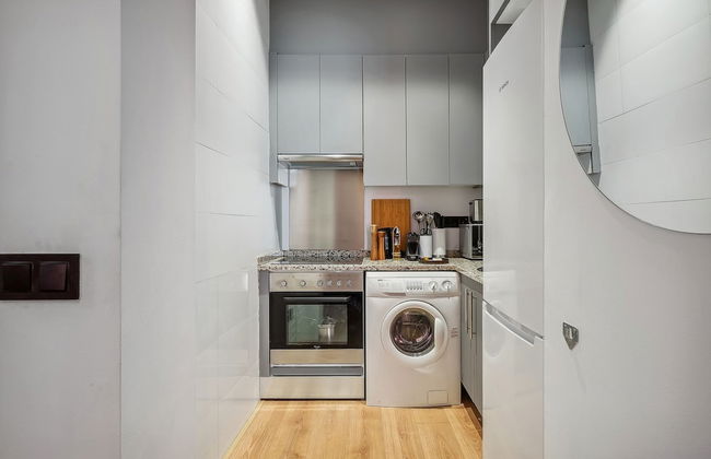 Limehome Madrid Calle de Santa Ana - Photo 49