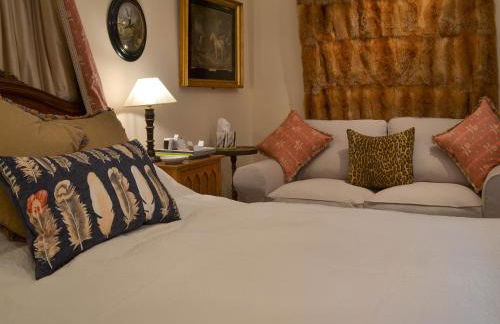 The Little House - Photo 3