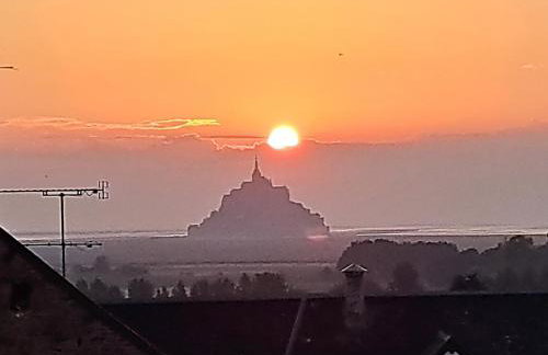 La Chaumière avec piscine privée, à 5 minutes du Mont St-Michel - Foto 26