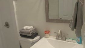 Newly remodeled bright studio - Photo 5