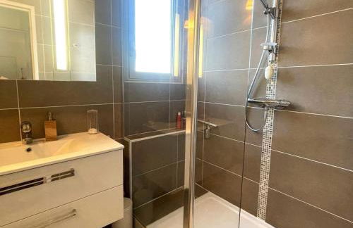 Arcachon Centre - T2 Confortable avec Balcon et Parking Privé - FR-1-420-156 - Foto 8