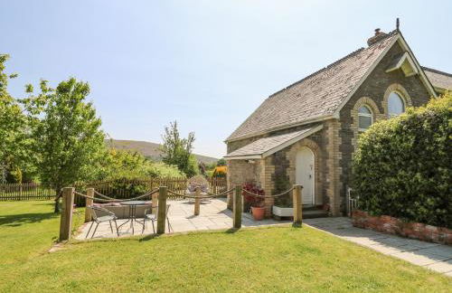 St Marks School House - Photo 2