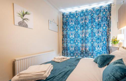 Harbour place in Newcastle under Lyme with Parking, perfect for Contractors or Alton Towers - Foto 19