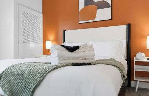 Luxury Lil' Italy 2BR, Sleeps 6 Free, Parking Gym - Foto 37