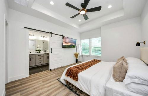 NEW! The Brandōn - Upscale Manor - Garage - Near Medical Center & NRG - Foto 10