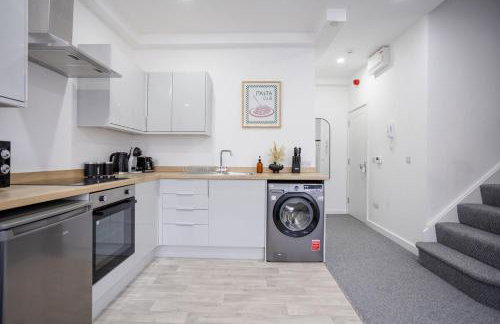 Bespoke Apartments Near Cardiff City Centre Free Parking - Foto 33