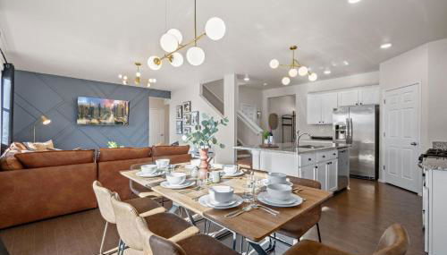 NEW! Family-friendly Home with Pool Table, King Beds - Foto 4