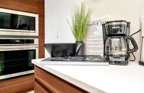 Clearwater Beach Waterfront Modern Villa 4BD 2BIG OPEN LOFT 4BT with Pool Boat Deck Sleep 15 - Foto 26