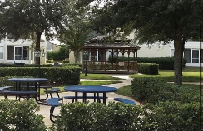 Grand Palm Community, Picnic Benches, Tennis Court and Much More!! - Foto 21