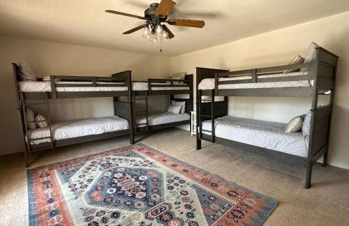 Paradise in Scottsdale with Pool Oasis & Game Room - Foto 30