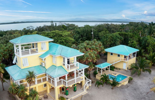 Lucky Duck Villa - Private Beach Escape - Foto 52