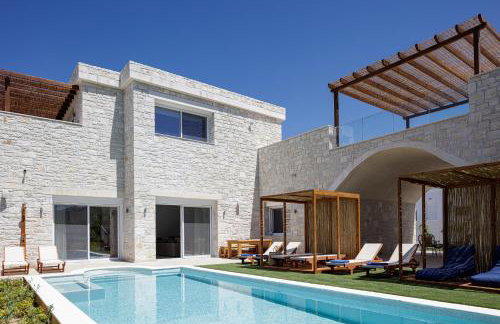Mandana Villa - With Heated Pool & Jacuzzi - Foto 2