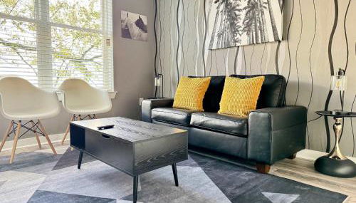 Luxury New 1B1B Private Balcony w Washer Dryer 525Pkwy215 - Foto 1