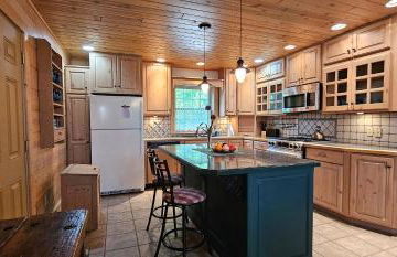 River Bend Escape by Leavetown Vacations - Foto 24