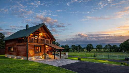 Log Cabin Valley - Private Villa with Pool - Foto 1