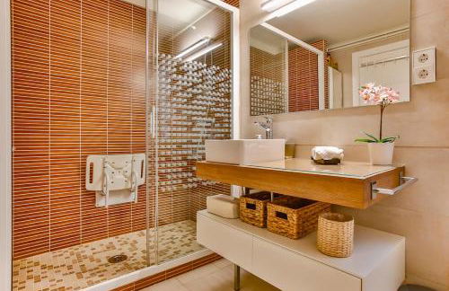 MAGNÍFICO APARTAMENTO - primera línea de mar - Photo 29