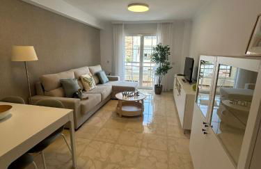 Precioso Apartamento en primera linea de playa con terraza muy luminoso - Caleta del Puerto - Photo 3