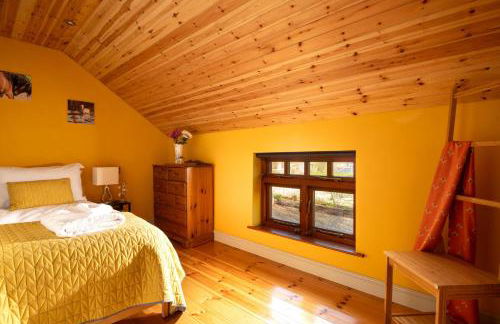 The Coach House - Photo 20