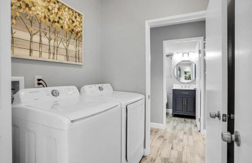 Near Downtown Palm Springs Home with Mountain Views - Foto 29