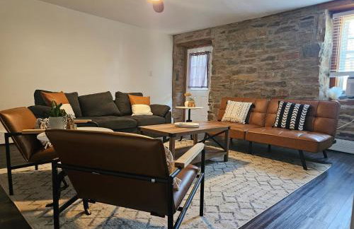 Rustic & Renovated 3 Bed - 8 Min Walk to Bridge St - Foto 7