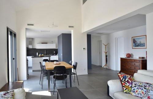 Top of house with sea view 50m from the beach - Foto 15