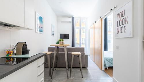 1 CASSINI - Magnifique 2 pièces place Garibaldi - Balcon - Photo 1