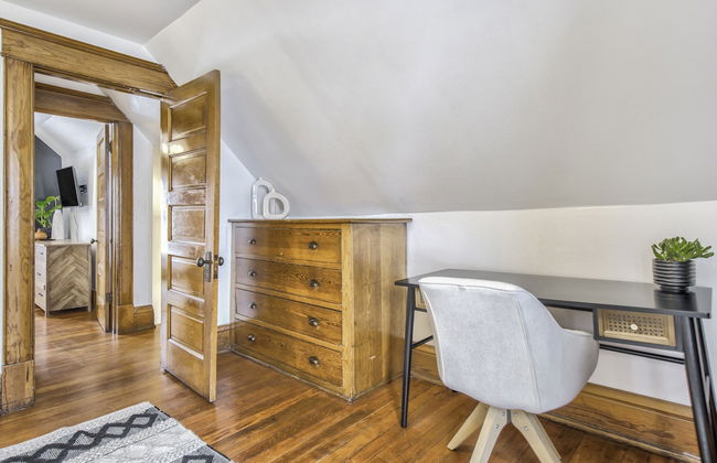 Ambassadors Quarters - Photo 18