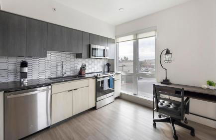 Landing Stylish 2BD Pool Gym - Foto 6