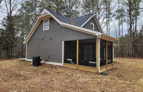 Explore Nature in this 3BR Home Near Pine Mountain - Photo 21