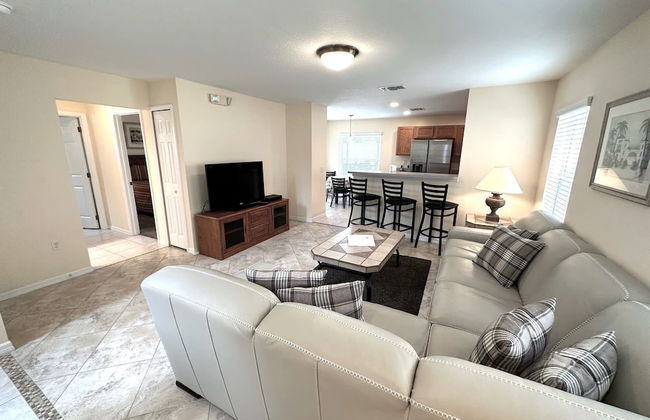 Stunning Villa With Golf Course Views - Foto 9