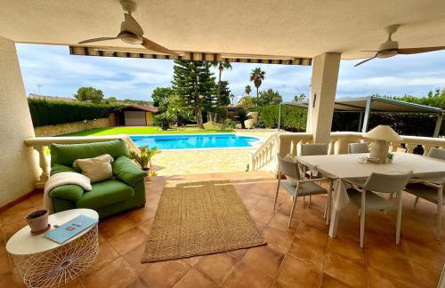 Schönes Ferienhaus Caesar mit großem Pool und Garten - Foto 28