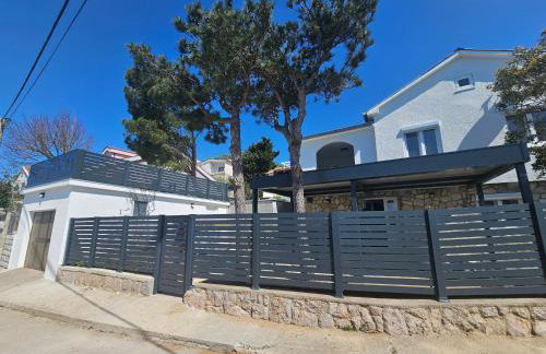 Beachfront House Ivana with Pool - renovated 2025 - Foto 32