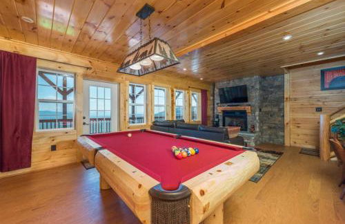 Above the Clouds Log Cabin, Hot Tub & Views! - Photo 3