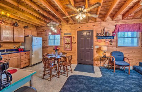 Quiet & Private Cabin ~ 5 Mi to Dale Hollow Lake! - Foto 6