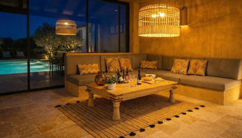 Masia La Morera autenticidad renovada 100 porcien a 10 minutos de Sitges en coche 12 huespedes Piscina Aire Aconc 6 Suites Apertura 15 Julio 2025 - Photo 3