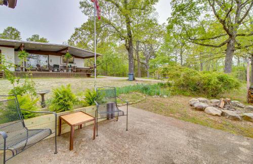 Cozy Elizabeth Studio with Deck Near Norfork Lake! - Foto 23