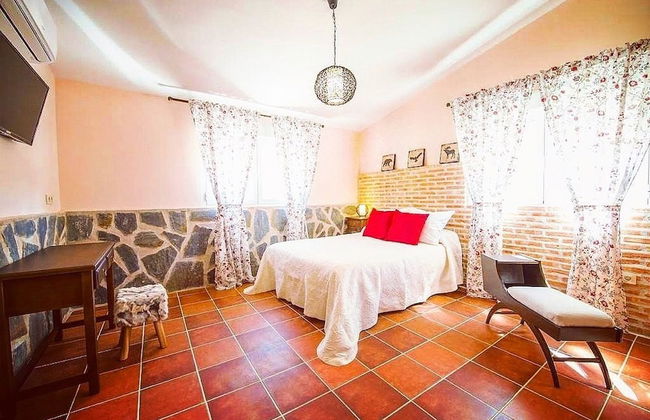 Finca Encinar de las Flores - Photo 1