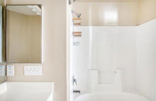 Santa Clara 3BR w WD Gym Pool SFO-582 - Foto 13