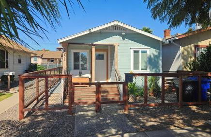 Modern Charming Steps From Downtown Family Friendly Gated Private Driveway Parking Conventions,Petco Park,Rady Shell, Gaslamp, Beaches, Zoo,Balboa Park - Foto 1