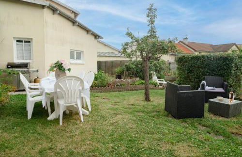 5 min château Charmante maison et son jardin privé - Foto 18