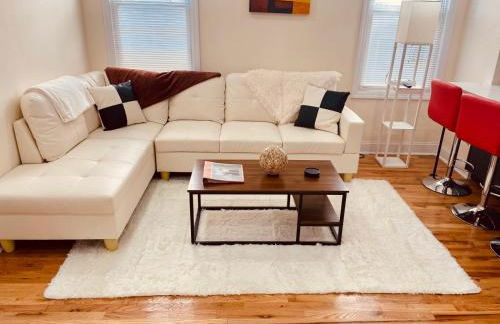 OoohLaLa! 2 Beds and 2 Full Baths w/Free Parking - Foto 66