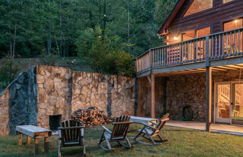 Spectacular Log Cabin Home 45 minutes to Asheville - Foto 34