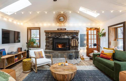 Stunning Catskills Cabin - Photo 53