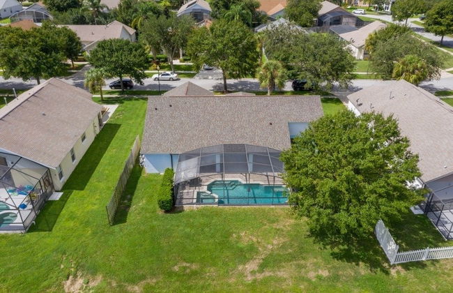 4BR Pool Home in Orange Tree by SHV - Foto 22