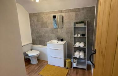 COSY COTTAGE ON BERNARDS HILL by SHIRE STAYS - Foto 20