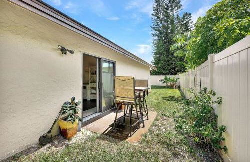 Heated Pool, Sleeps 10, Relaxing Lanai, Near Beaches, Pet Friendly! - Foto 27